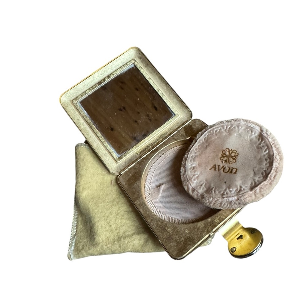 Vintage Avon Makeup Compact w/Mirror & Carrying Pouch